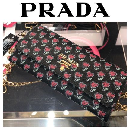 PRADA / プラダ iPADケース レザーケース ハート柄 PRADA プラダ
