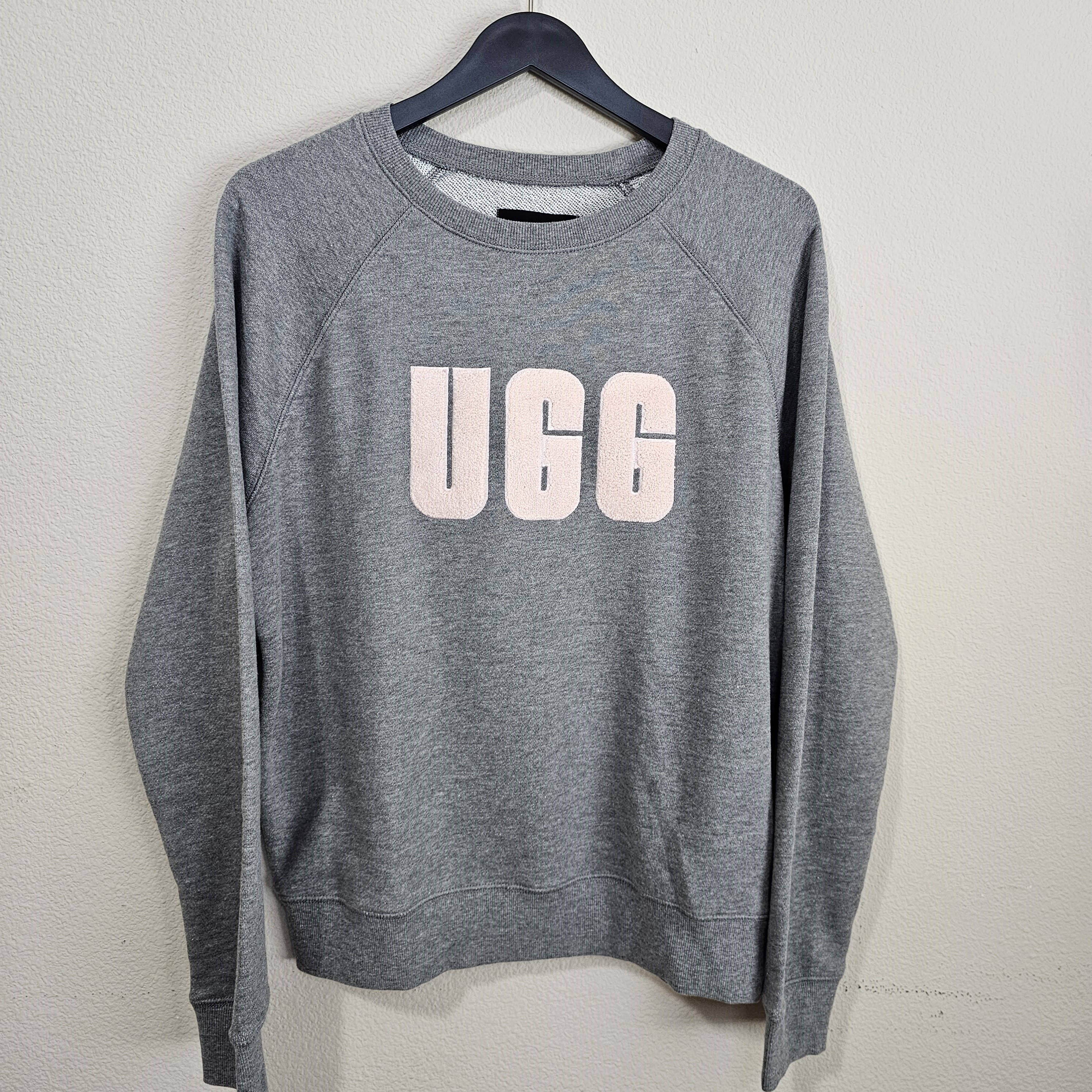 セール【UGG】もこもこがカワイイ♪ Logo Crewneck スウェット♪ (UGG