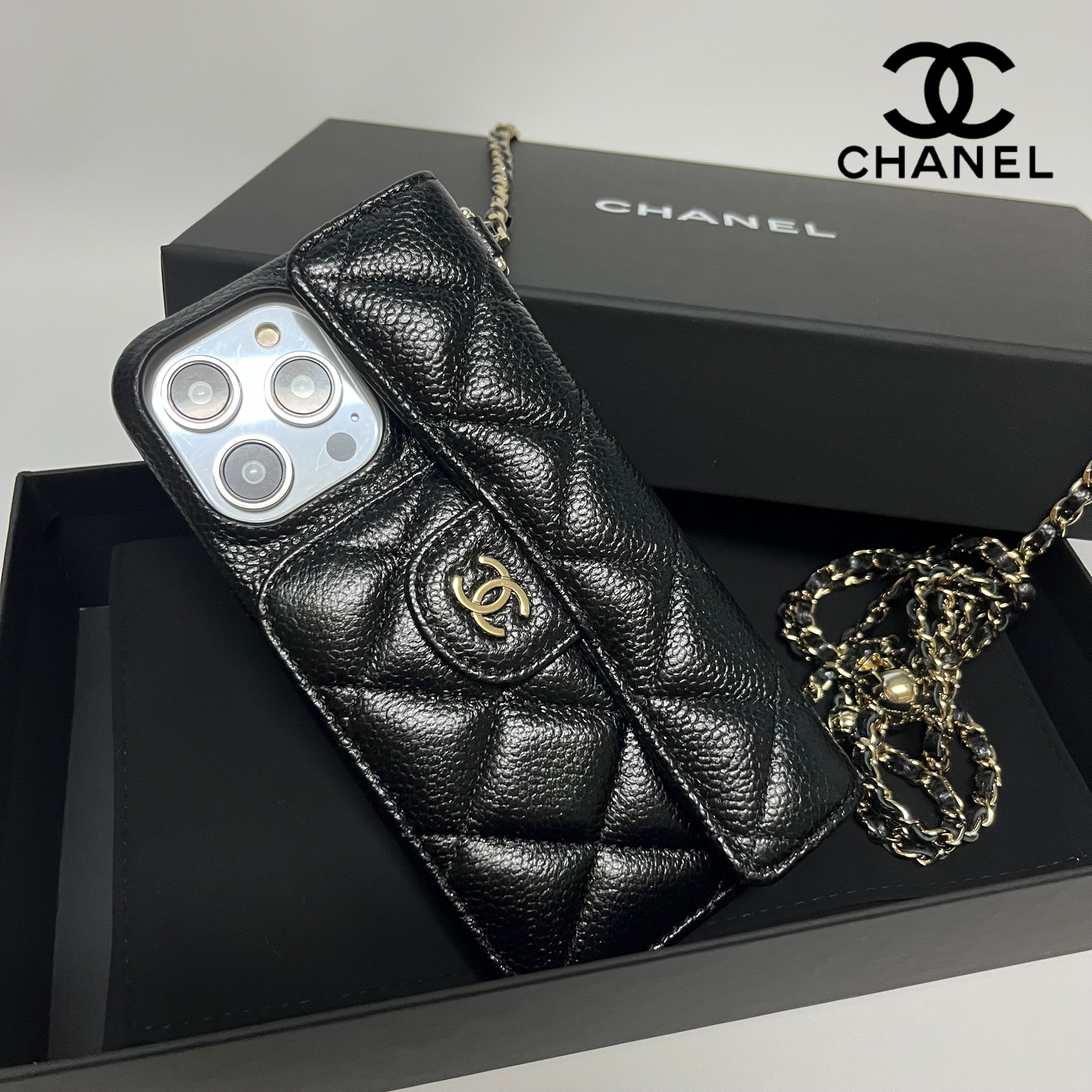 即発☆アクセサリー感覚♪】CHANEL iPhone 14 pro max ケース (CHANEL