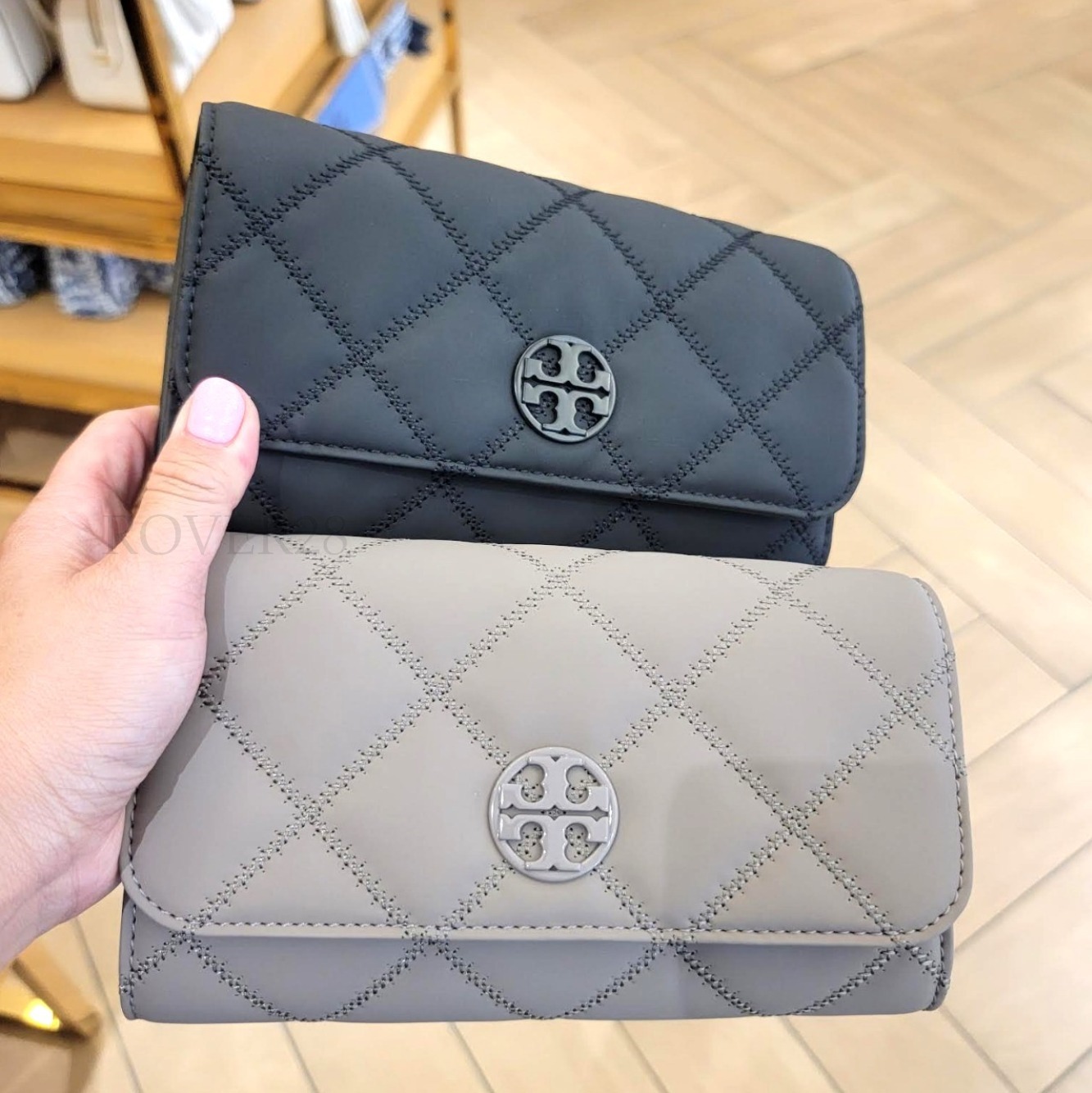 Tory Burch 】WILLA チェーン ウォレット お財布バッグ 送込! (Tory
