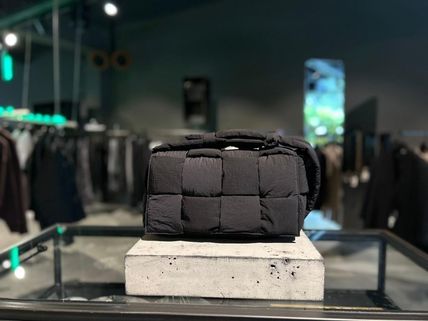 ナイロン バッグ BOTTEGA VENETA CASSETTE(ボッテガヴェネタ カセット