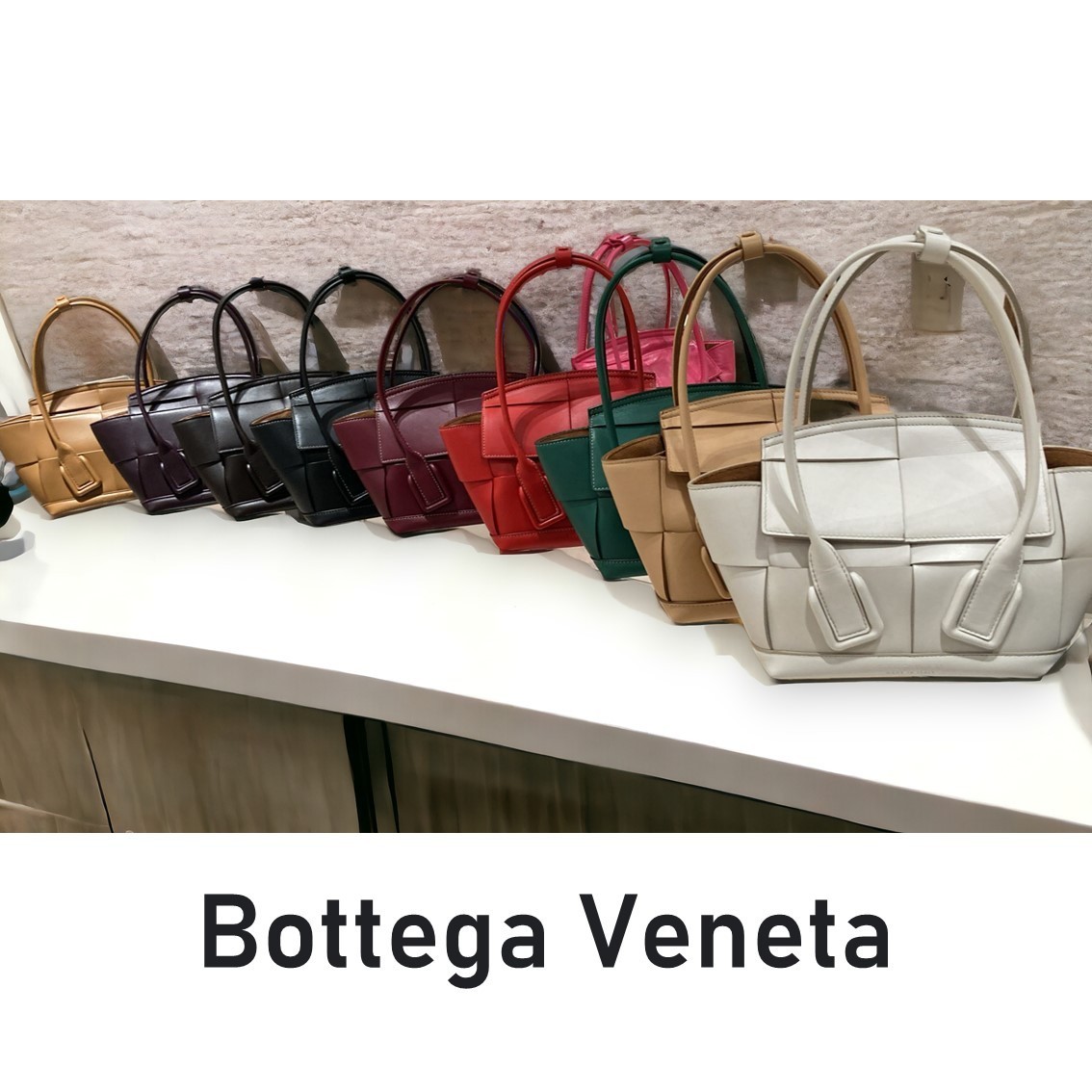 人気【BOTTEGA VENETA】ボッテガ アルコ ミニ レザーバッグ (BOTTEGA