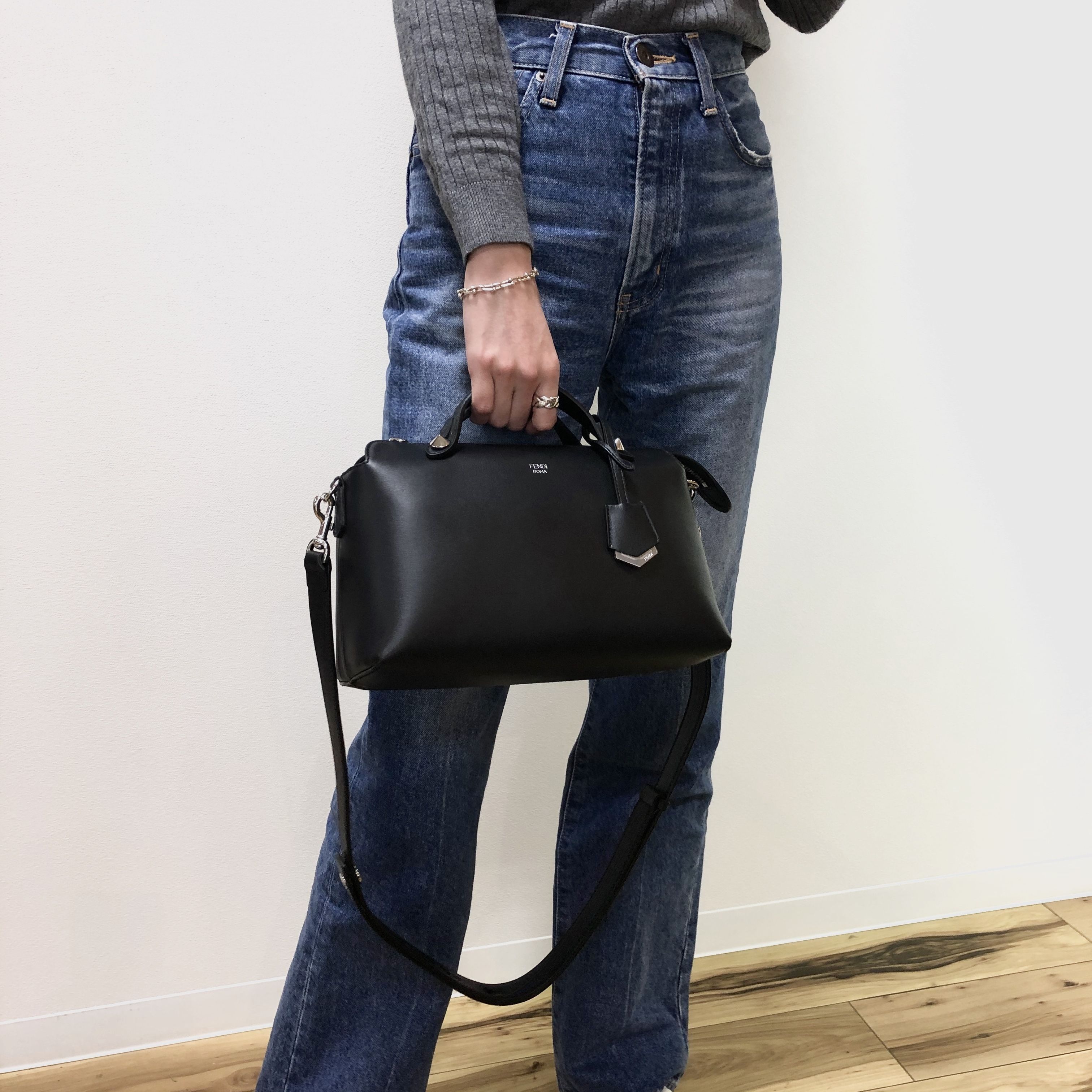 長く愛せるバッグとして人気！FENDI(フェンディ)のアイコンバッグ