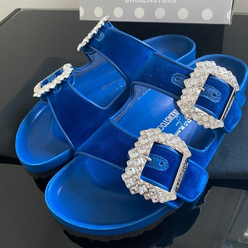 マノロ ブラニク × ビルケンシュトック」初コラボシューズが早くも入手