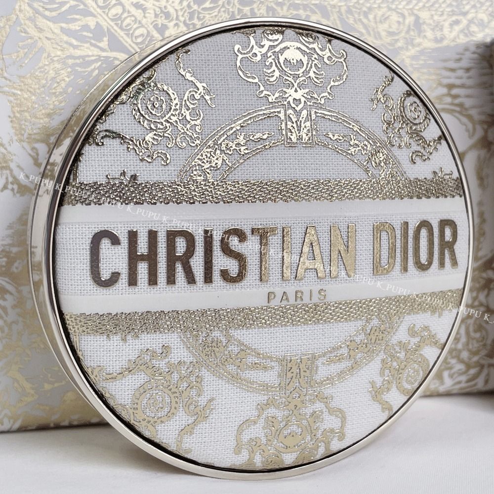 国内完売！Dior(ディオール)の「チュイルリー ケース」が手に入る