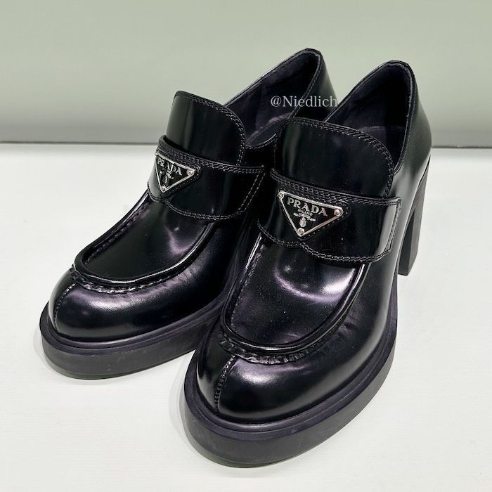 国内入手困難】PRADA(プラダ)のハイヒールローファーが旬！【BUYMA】