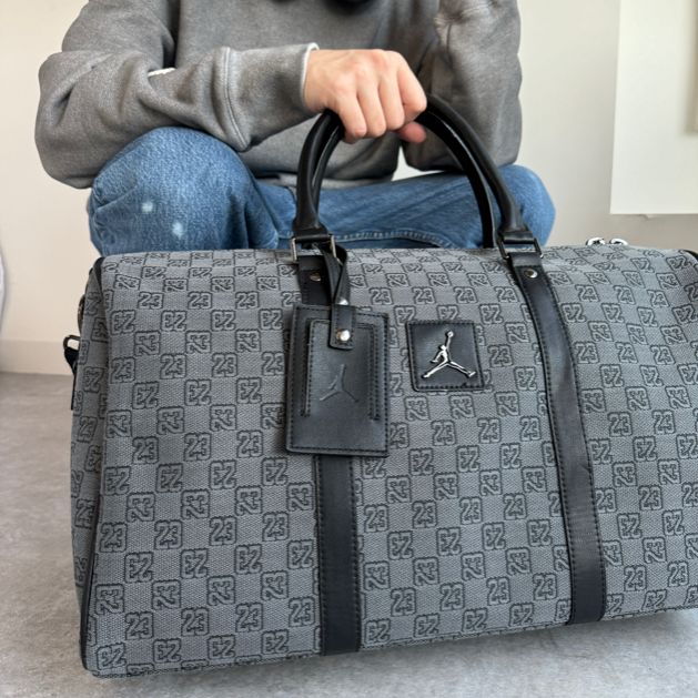 Nike Jordan モノグラムバッグが大人気！【海外限定カラーも】【BUYMA】