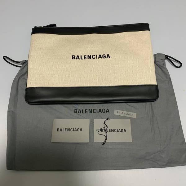 関税込】新作◇BALENCIAGA◇バレンシアガ ロゴ クラッチバッグ