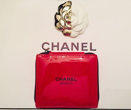 数量限定 シャネル CHANEL 赤 ポーチ 福袋 豪華香水プレゼント (CHANEL