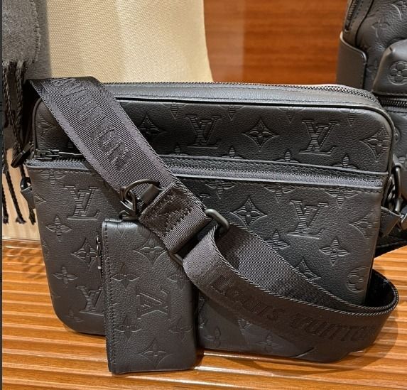 ☆LV☆ルイヴィトン トリオ・メッセンジャー (Louis Vuitton/バッグ