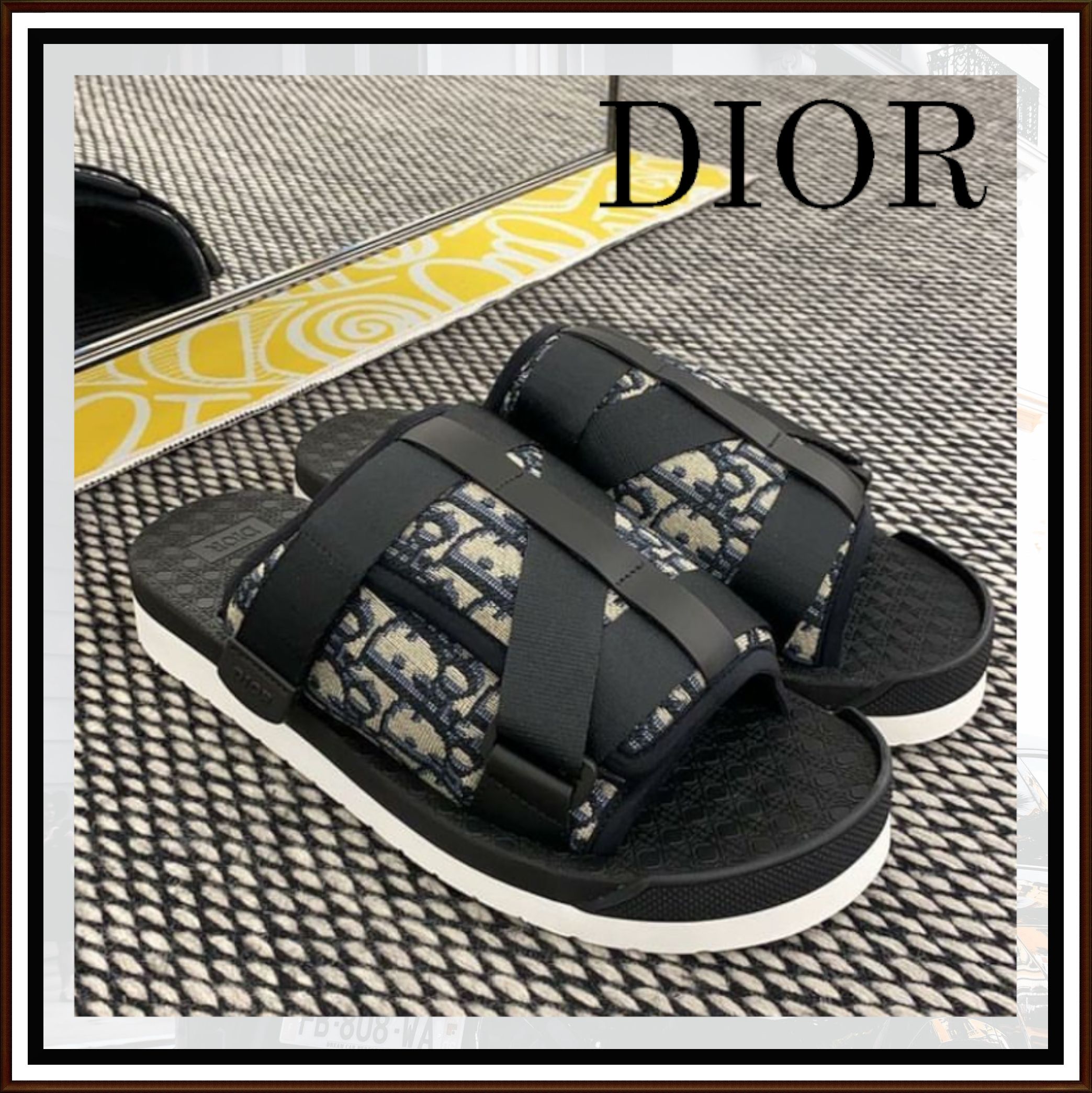 安心・安全・速達の国内配送♪】☆ディオール☆メンズサンダル (Dior