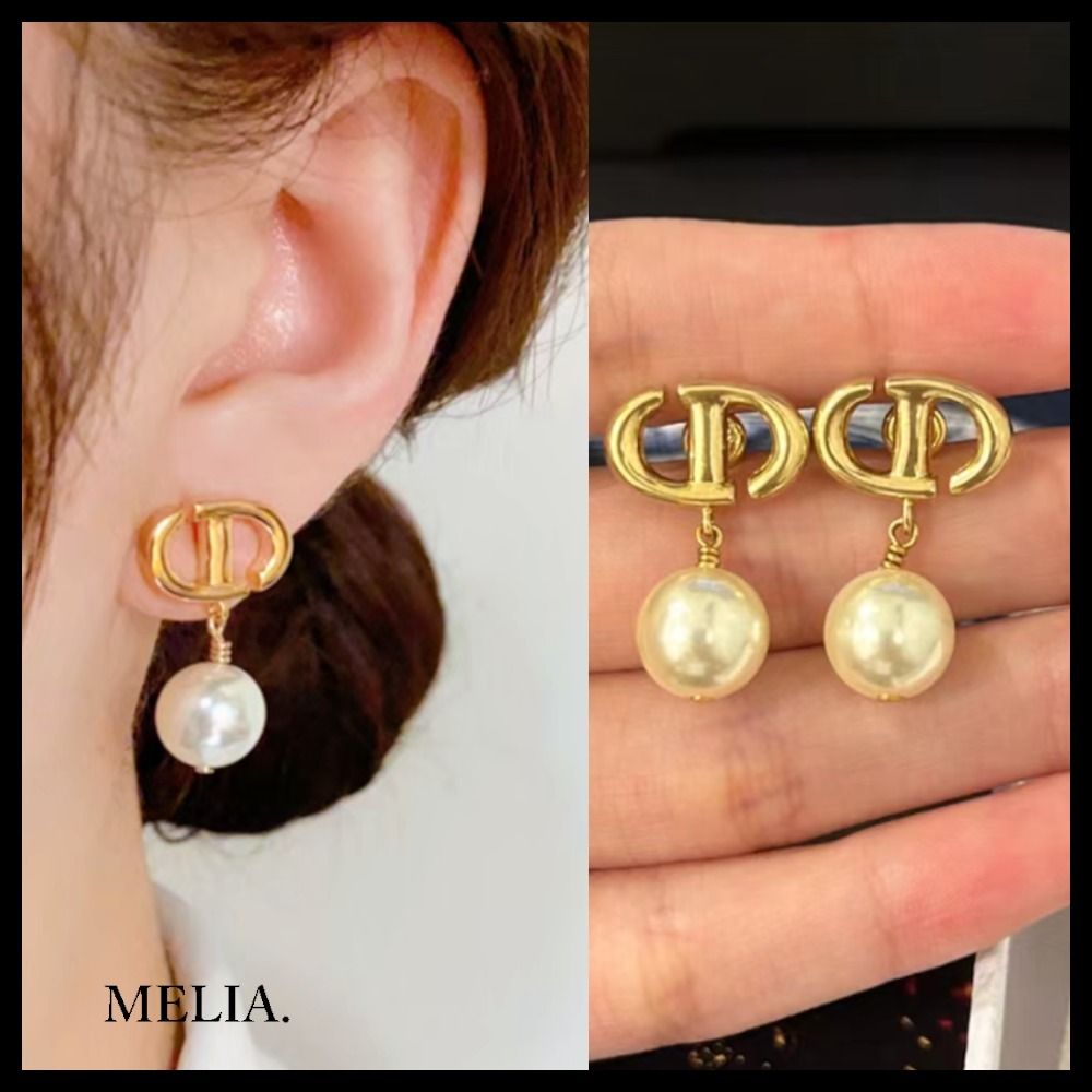 ギフトもおすすめ♡】DIOR CD NAVY ピアス (Dior/ピアス