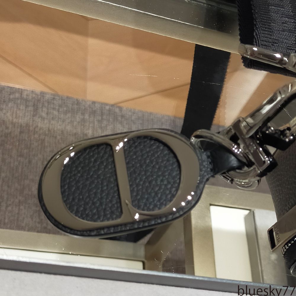 すぐ届く！DIOR（ディオール）D-Touch キーホルダー キーリング (Dior