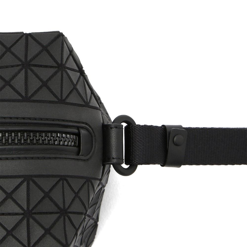 希少 BAOBAO ISSEY MIYAKE☆SADDLE BAG☆KURO ショルダーバック