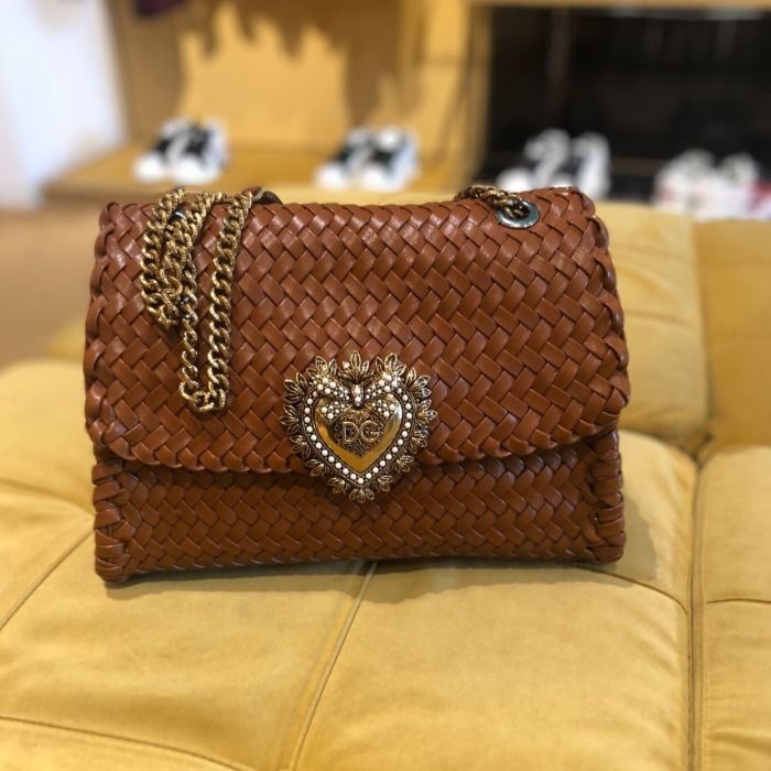 希少 DOLCE&GABBANA ドルガバ ハートバックル ショルダーバッグ (Dolce