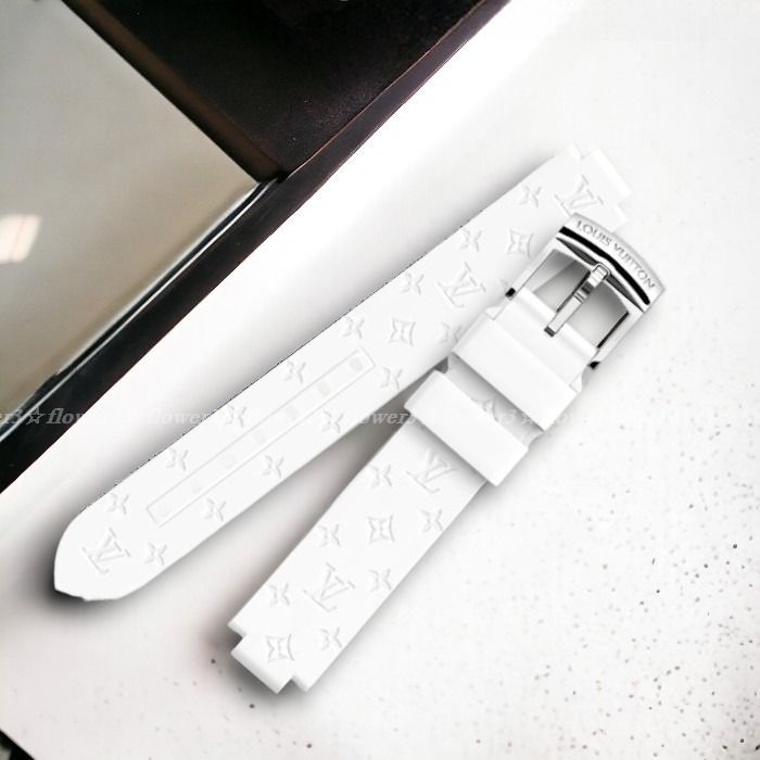 ルイヴィトン 直営店 タンブール ラバー 時計ストラップ 白 (Louis
