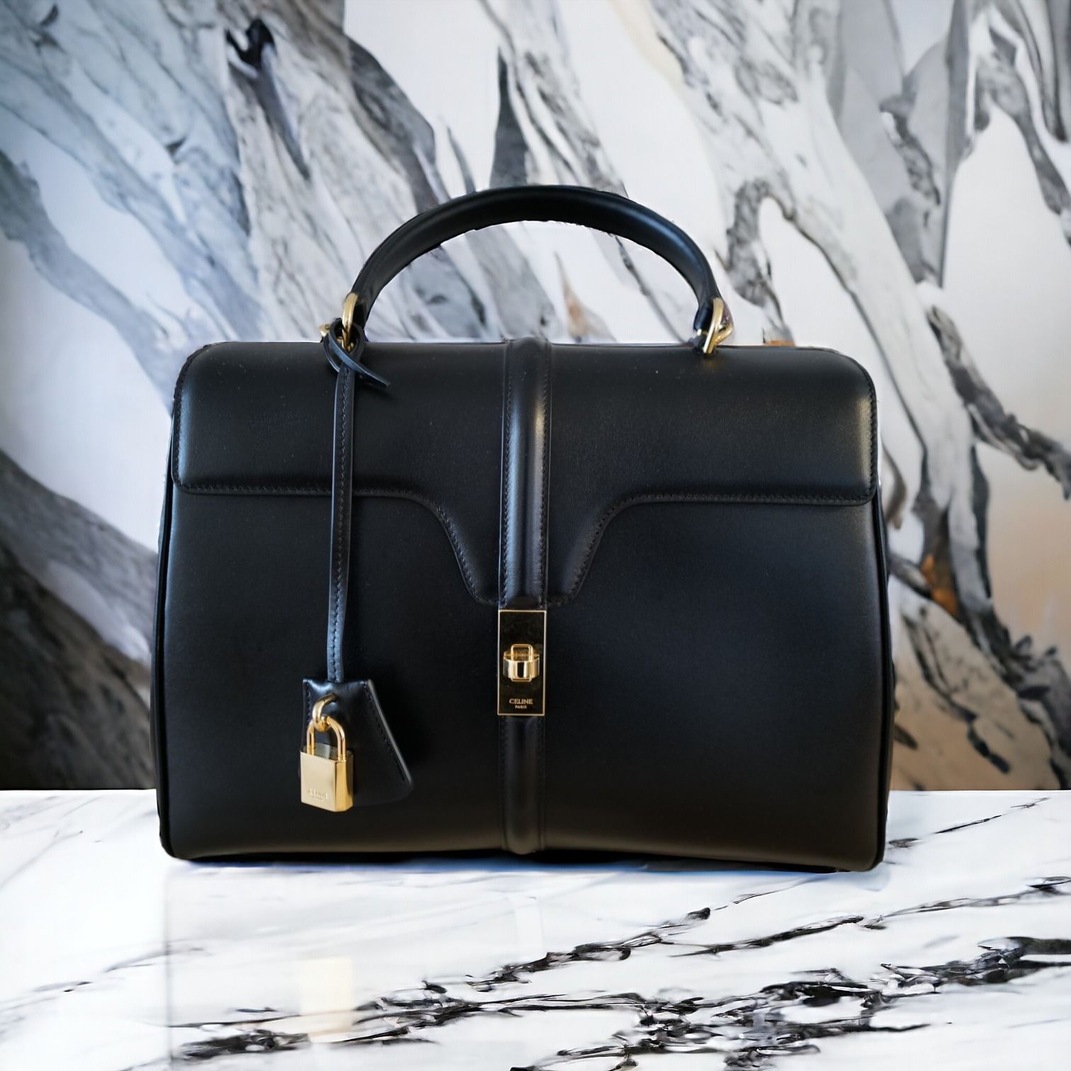 CELINE セリーヌ 16 セーズ ミディアム サテンドカーフスキン (CELINE