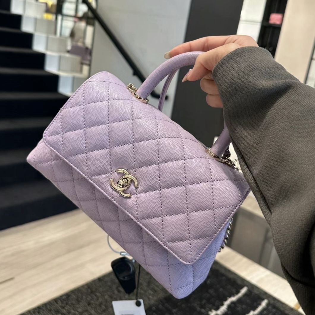 女性の憧れ♪】CHANEL ココハンドル 24cm XS ハンドバッグ (CHANEL