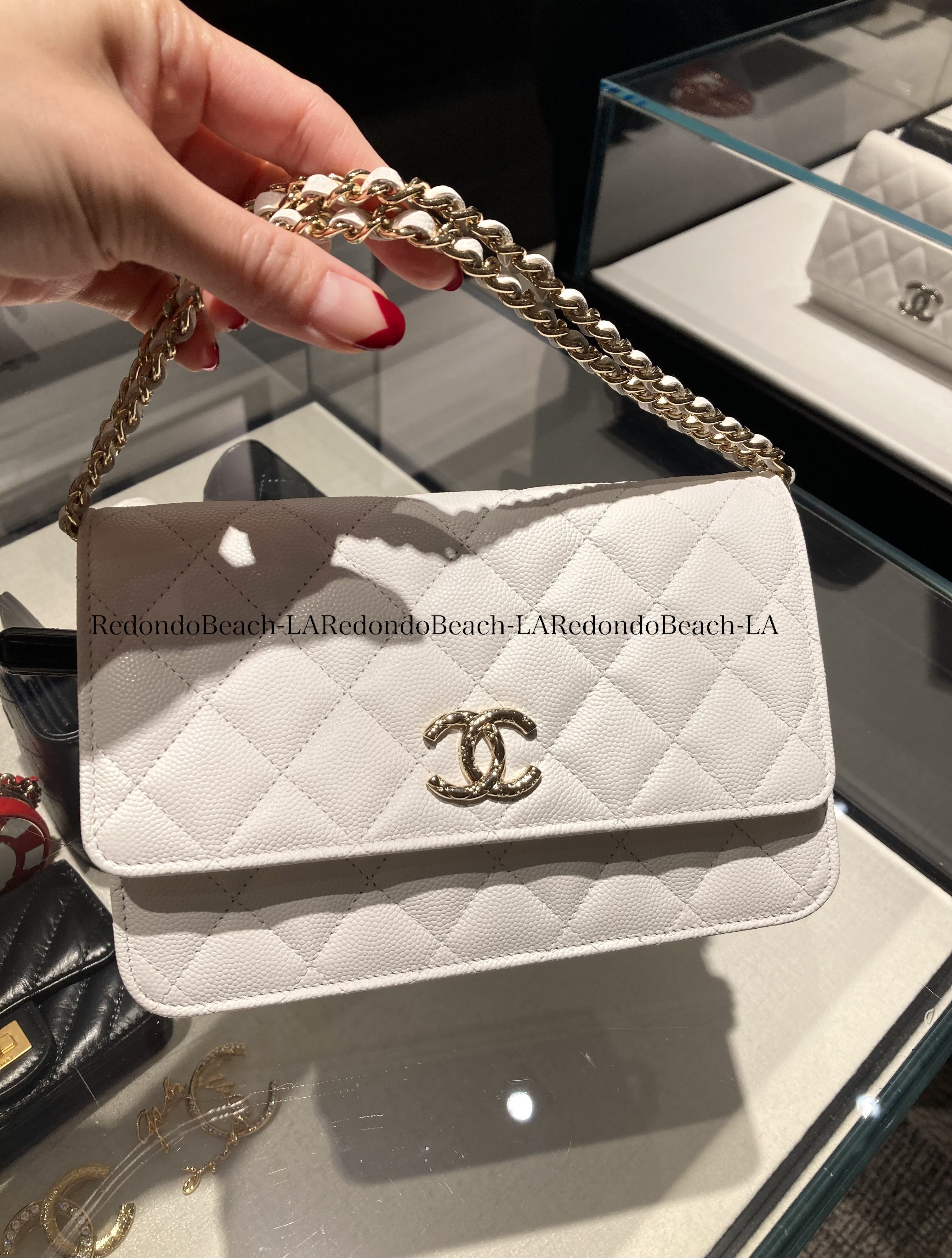 気品溢れるシャンパンゴールド】CHANEL☆チェーンウォレット (CHANEL