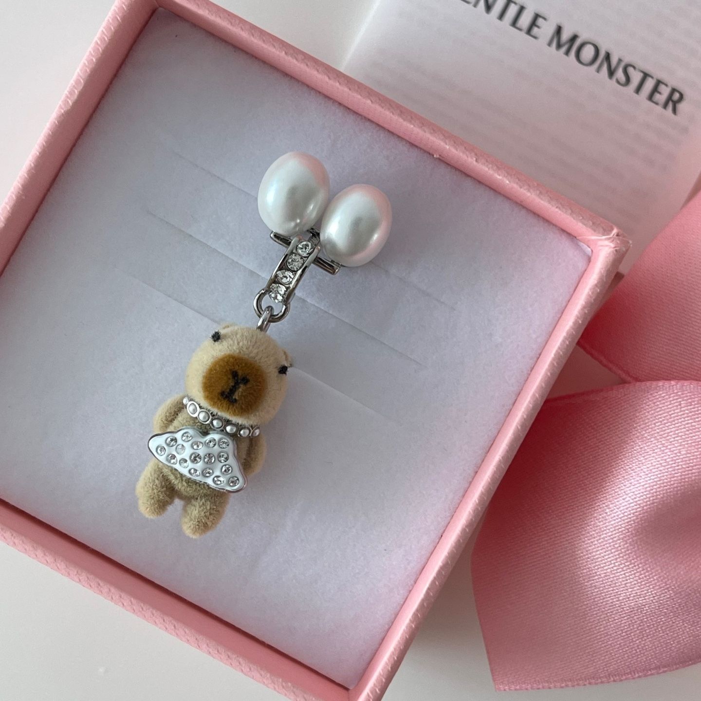 Gentle Monster x Jennie】 Petite Cooing☆カピバラ チャーム (Gentle