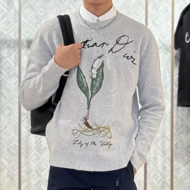 美しいスズラン花の刺繍♪】DIOR Lily of the Valley セーター (Dior