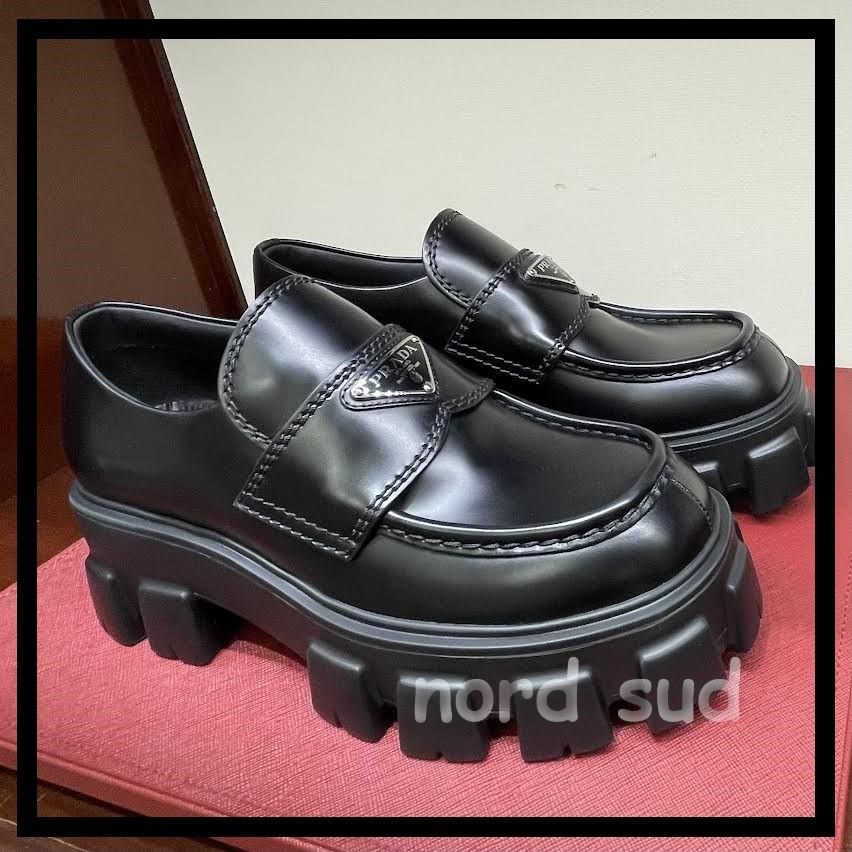PRADA 洗練された ◇ モノリス ブラッシュドレザー ローファー (PRADA