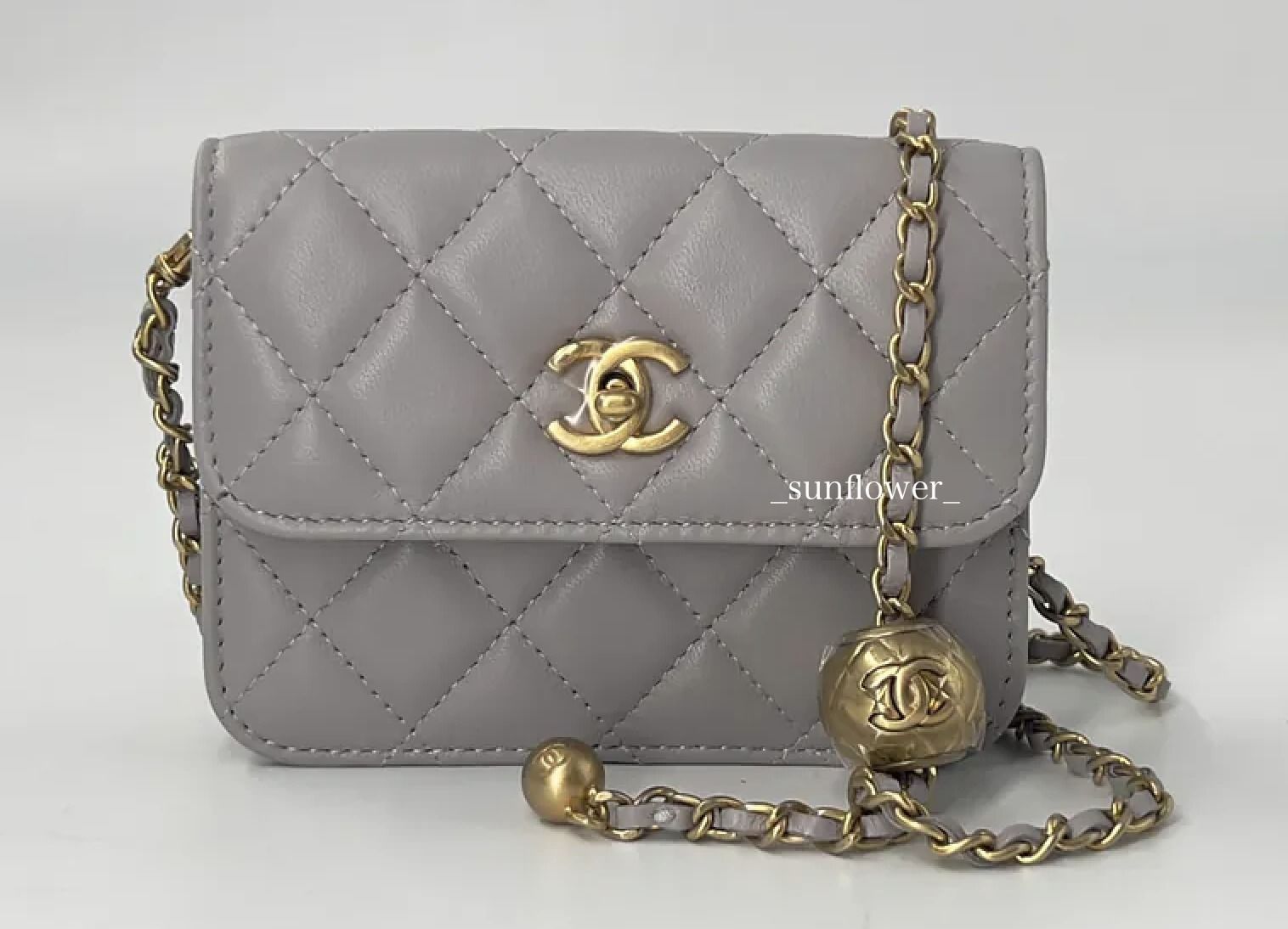 シャネル 長さ調節可能 ミニチェーンバッグ グレー (CHANEL/ショルダー