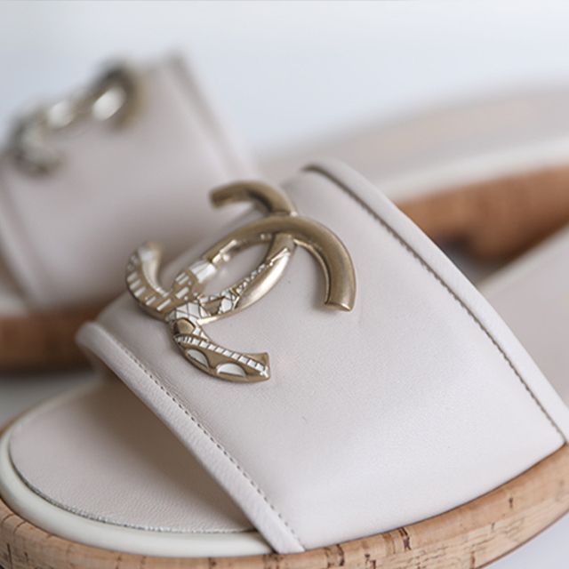 CHANEL】シャネル CC ミュール ラムスキン ベージュ (CHANEL/サンダル