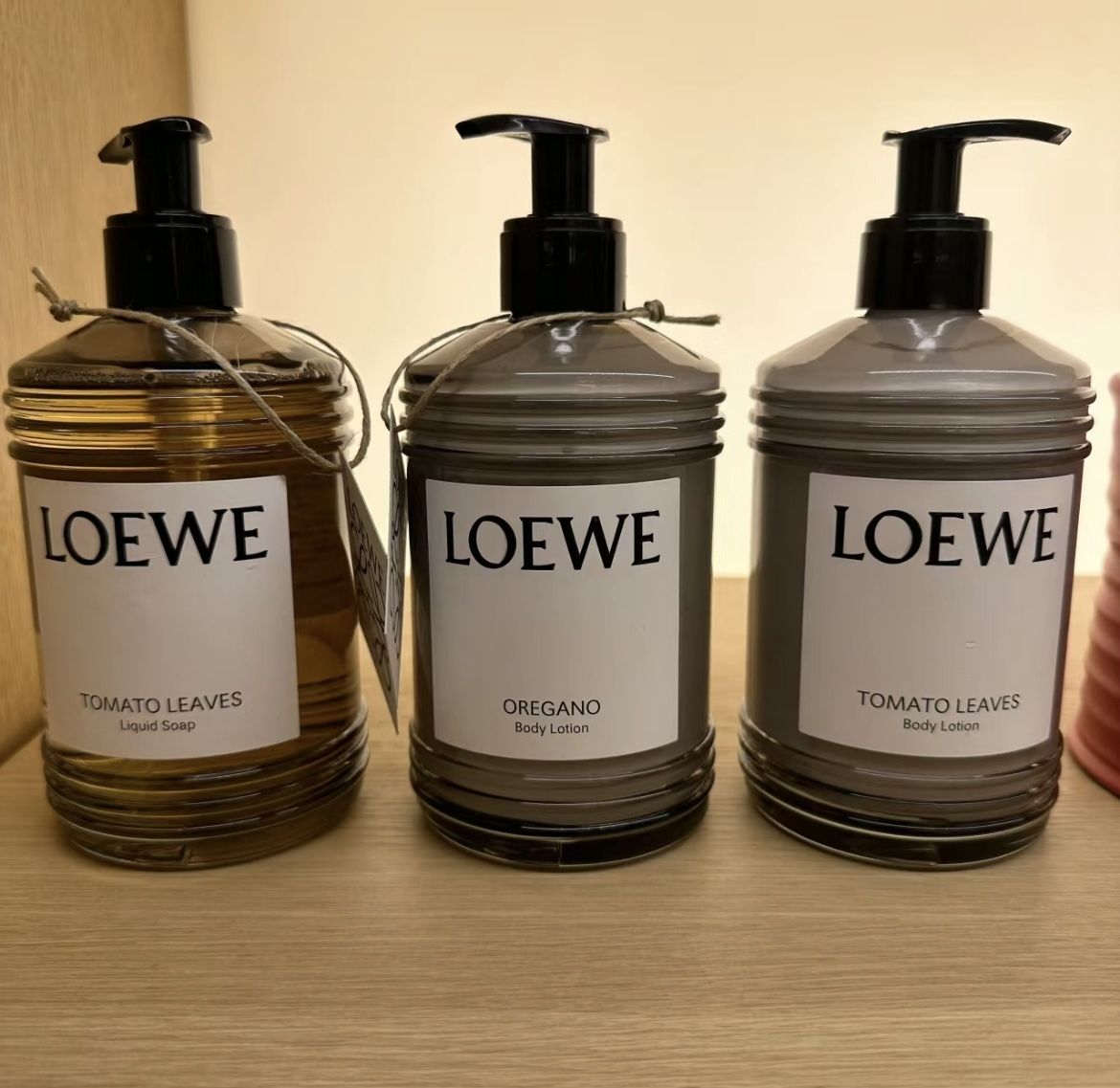 フレッシュな香り LOEWE ロエベ オレガノ ボディローション (LOEWE