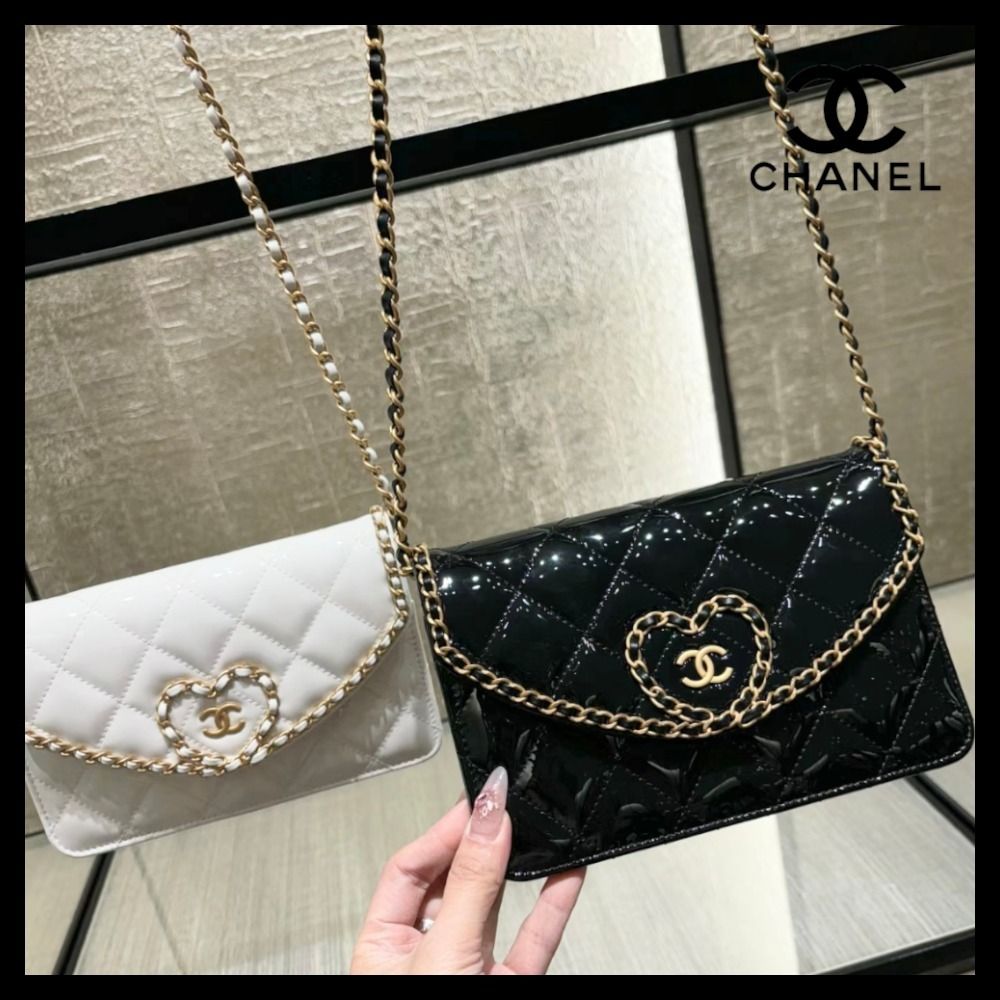 シュリンク付き CHANEL シャネル 3冊セット ハードカバー付 【公式通販】