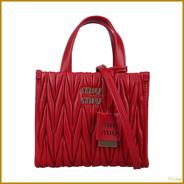 MiuMiu(ミュウミュウ)/正規品/関税送料込み MATELASSE MINI TOTE