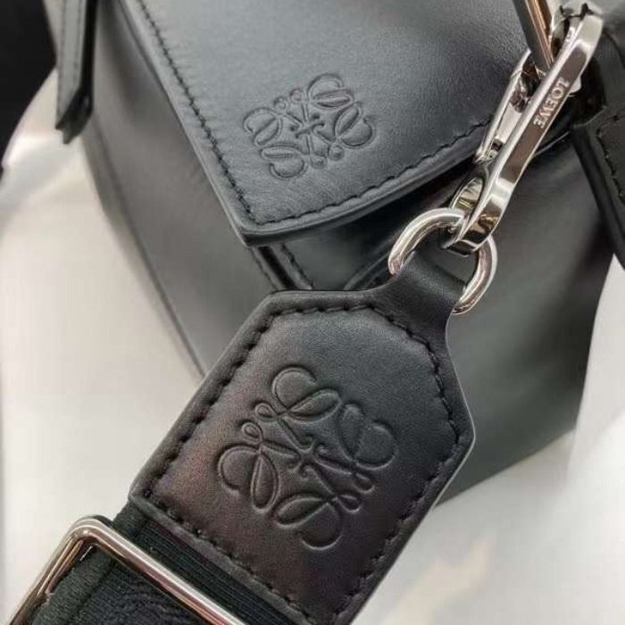 ☆Loewe☆パズルバッグ スモール（サテンカーフ） (LOEWE/ショルダー