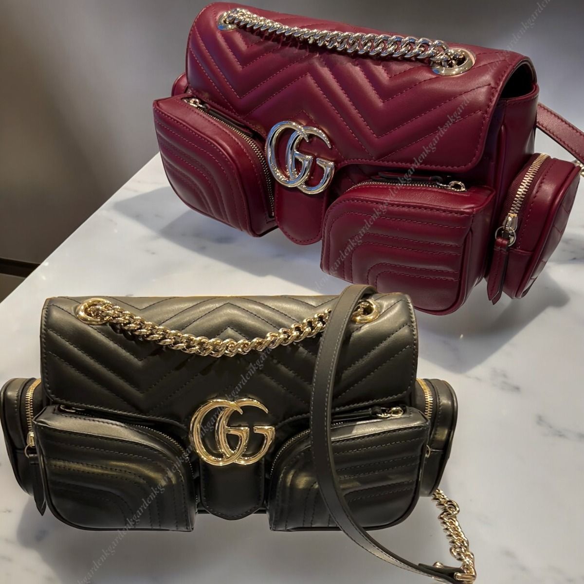 すぐ届く！GUCCI〔GGマーモント〕スモール マルチポケットバッグ