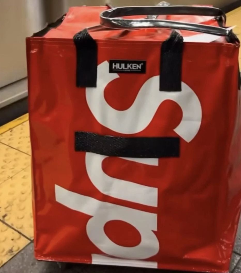 ☆24AW WEEK1☆Supreme Hulken Rolling Tote Bag (Supreme/トート