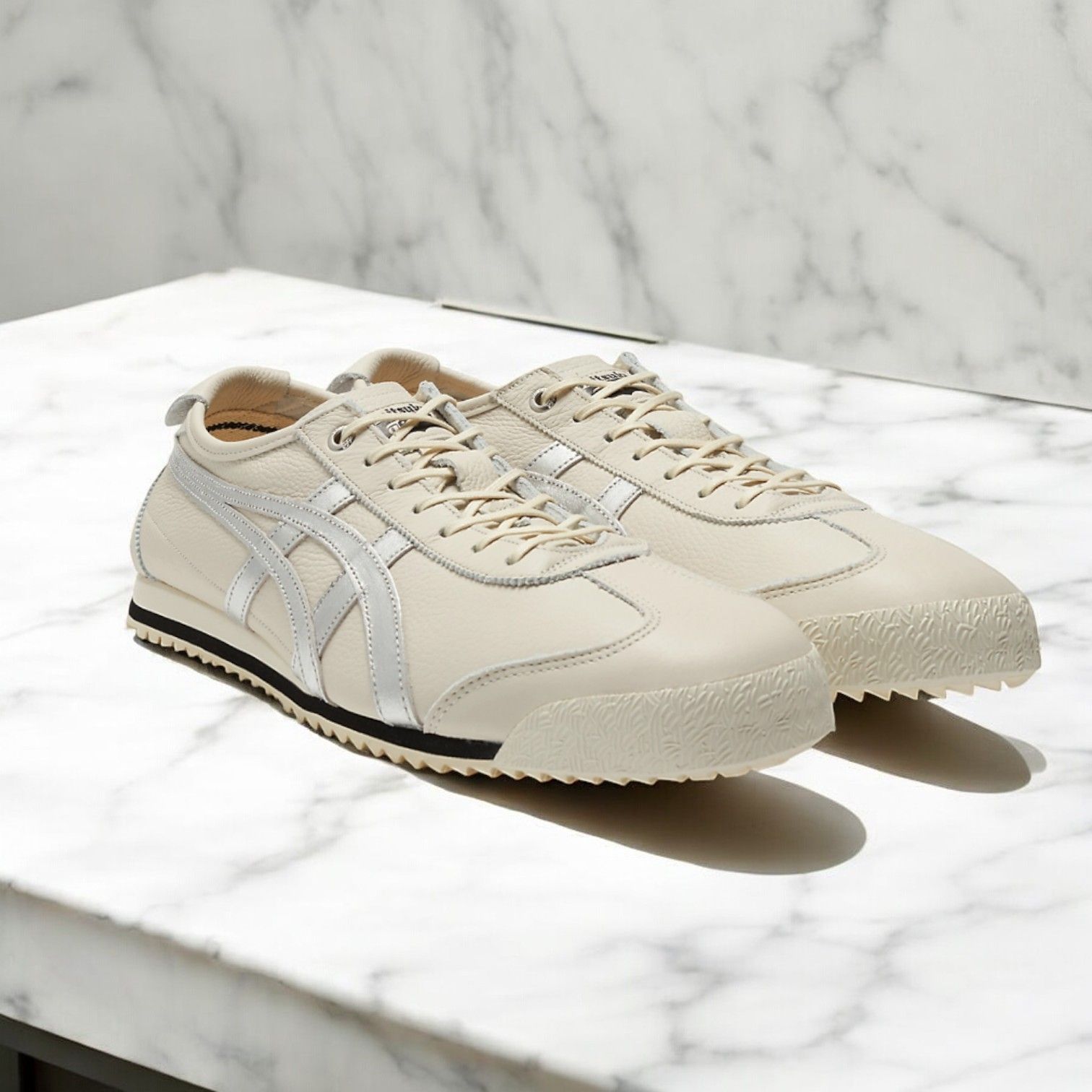 Onitsuka Tiger オニツカタイガー MEXICO 66 SD スニーカー (onitsuka