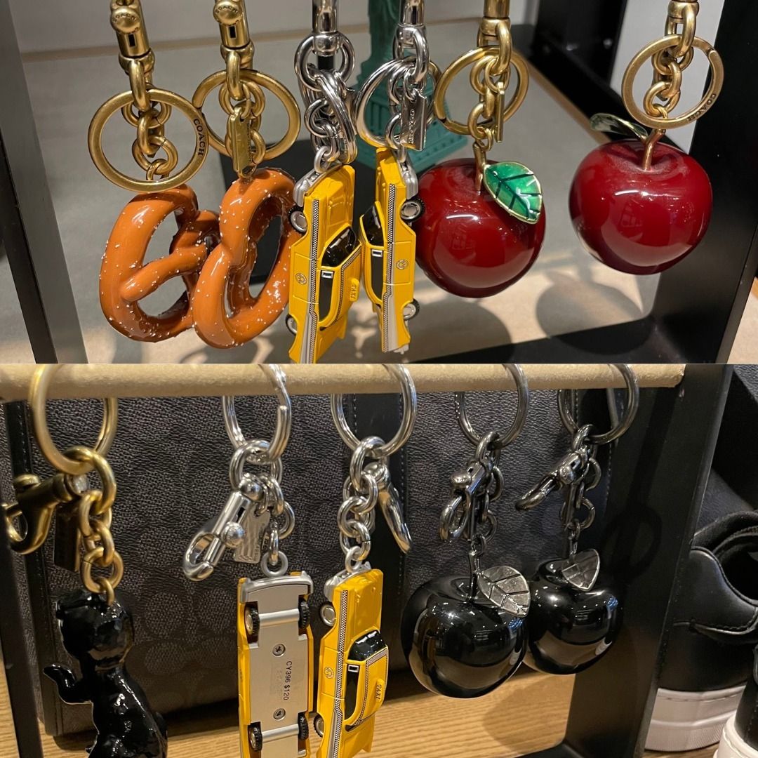 新作 COACH◇NYモチーフ スモール バッグ チャーム (Coach/バッグ