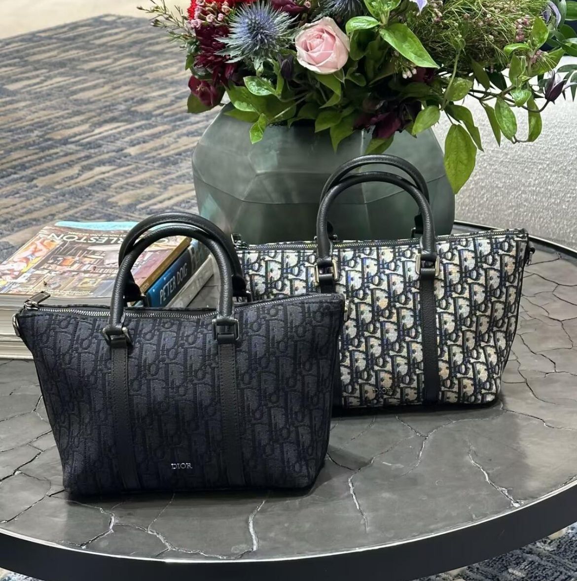 ゆったりとしたスペース】DIOR Weekender 25 バッグ (Dior/ショルダー