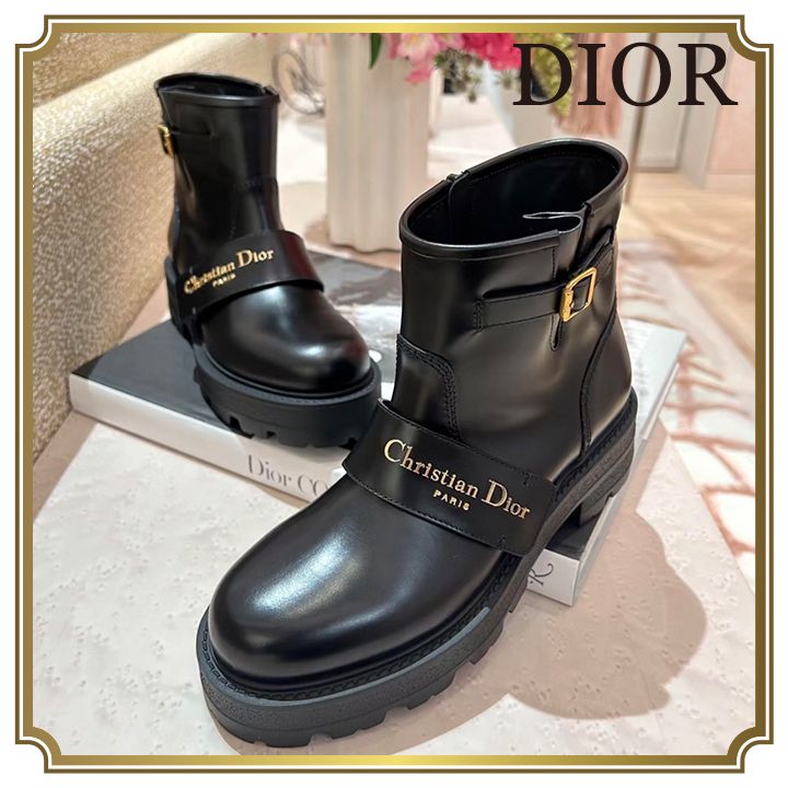 どんなコーデにも映える♡】DIOR D-Quest ショートブーツ (Dior