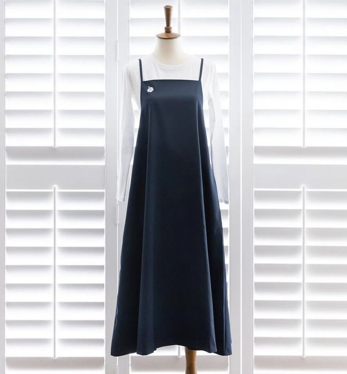 DEAN＆DELUCAハワイ☆カカアコ店限定 ドレスエプロン紺色 (DEAN&DELUCA