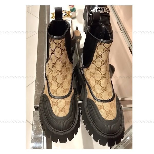 完売必至】グッチ 足元決まる♪GGキャンバス アンクルブーツ (GUCCI