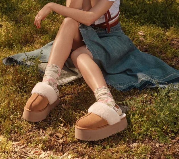 UGG】 Funkette アグ ファンケット 厚底 6cm 1113474☆大人気 (UGG