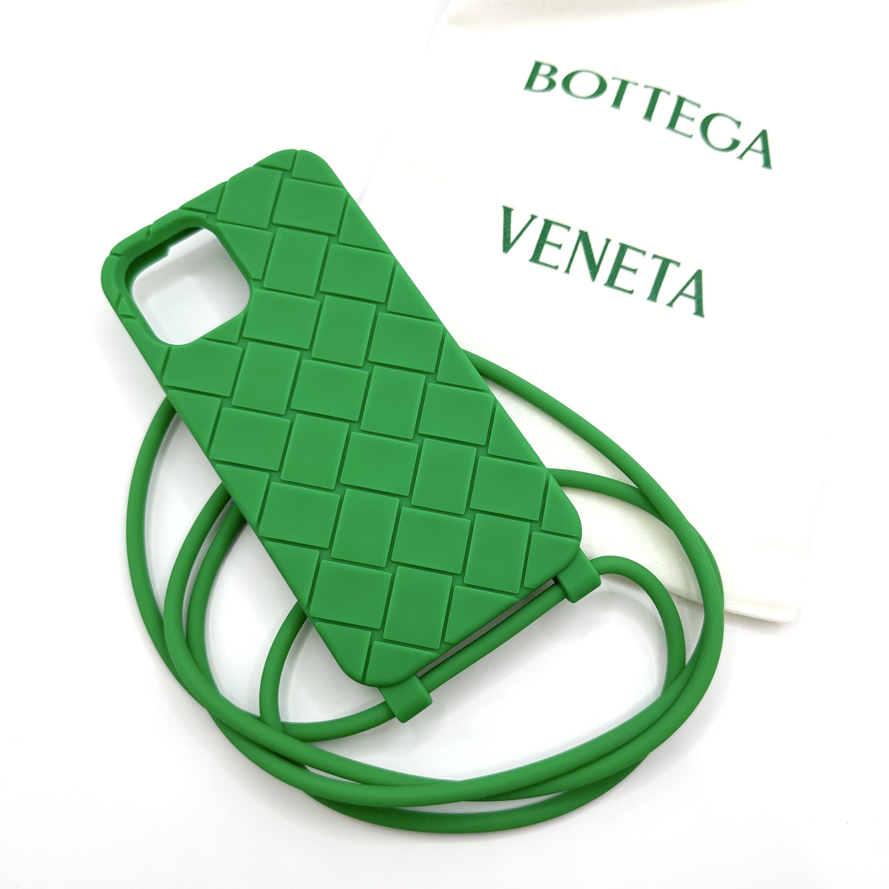 新品未使用】BOTTEGA VENETA iPhoneケース12pro 紐付 (BOTTEGA VENETA
