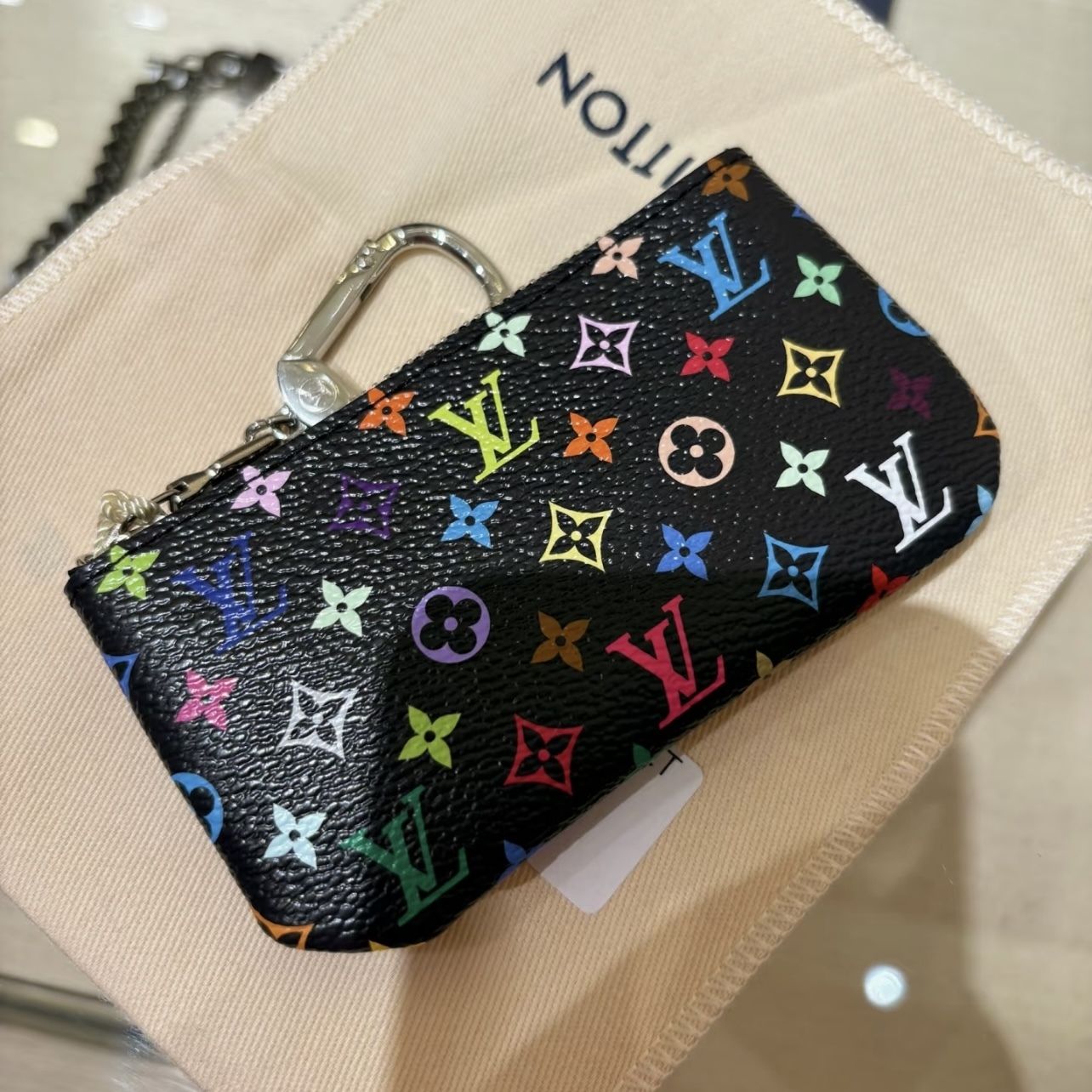 Louis Vuitton キーホルダー スタッズ付き 保存袋付き Louis Vuitton