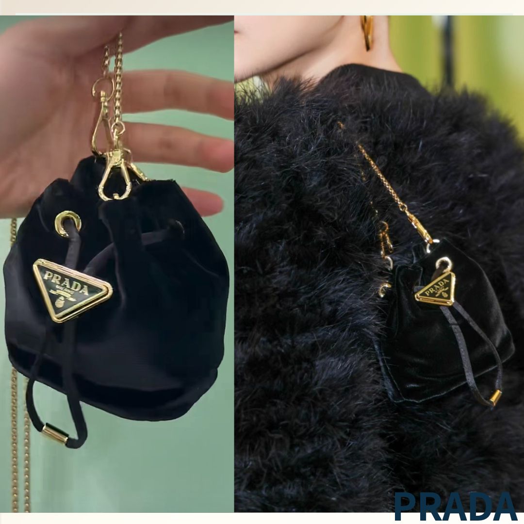 ラグジュアリーなアクセサリー《PRADA》ベルベット ミニポーチ (PRADA