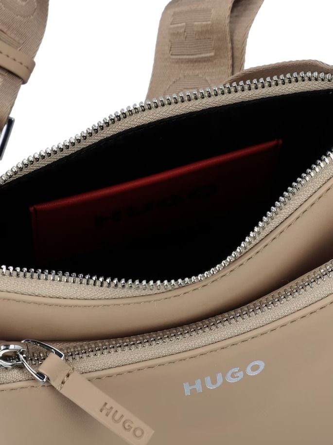 HUGO BOSS】真美子夫人愛用ブランド ベル ショルダーバッグ (Hugo Boss