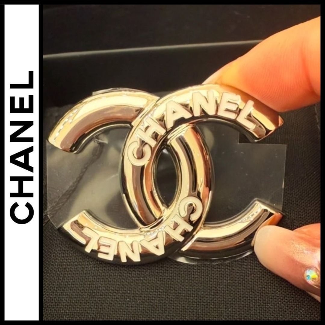 25C【服や帽子にワンポイント☆】シャネル ブローチ (CHANEL/ブローチ