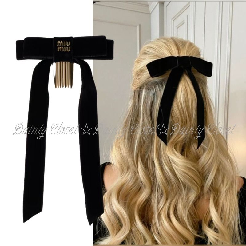 MIU MIU ロゴ付き ベルベットリボン ヘアコーム ブラック MIU MIU ロゴ