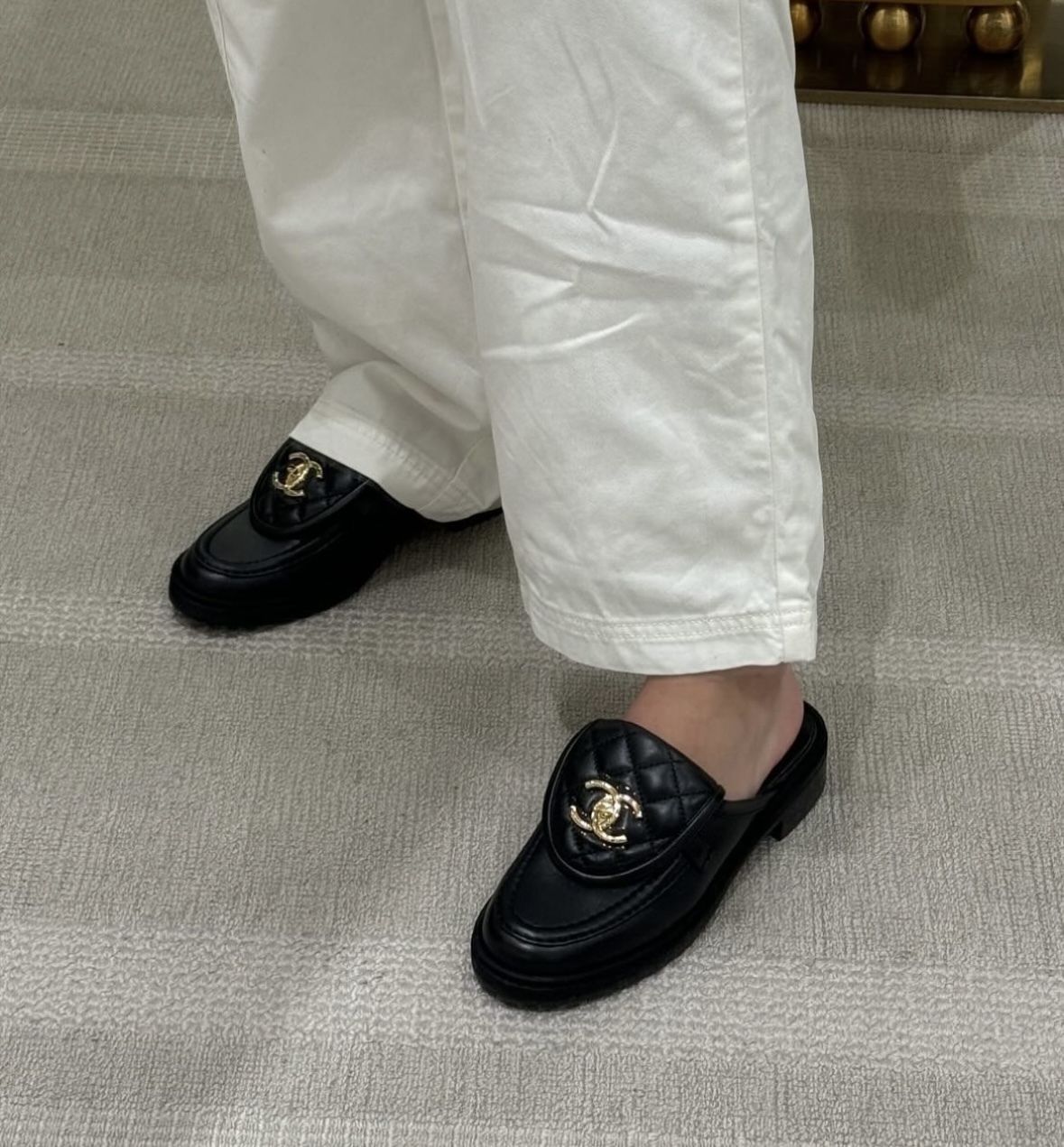 大注目♢こなれアイテム】CHANEL*ターンロック*ミュール (CHANEL