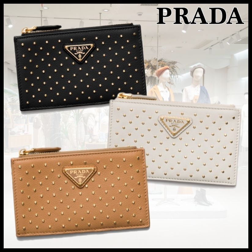 人気【PRADA】スタッズドレザー カードケース (PRADA/カードケース