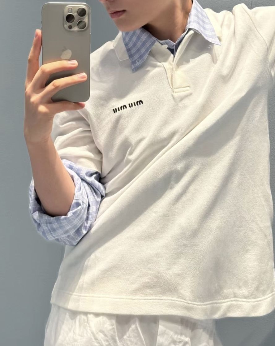 レイヤードがおすすめ≪Miu Miu≫ コットンピケポロシャツ (MiuMiu